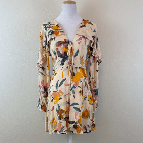 BCBGMaxazria Floral Long Sleeve Dress Size 2 - Picture 1 of 11